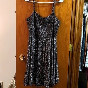 Torrid ditsy floral black midi dress size 3